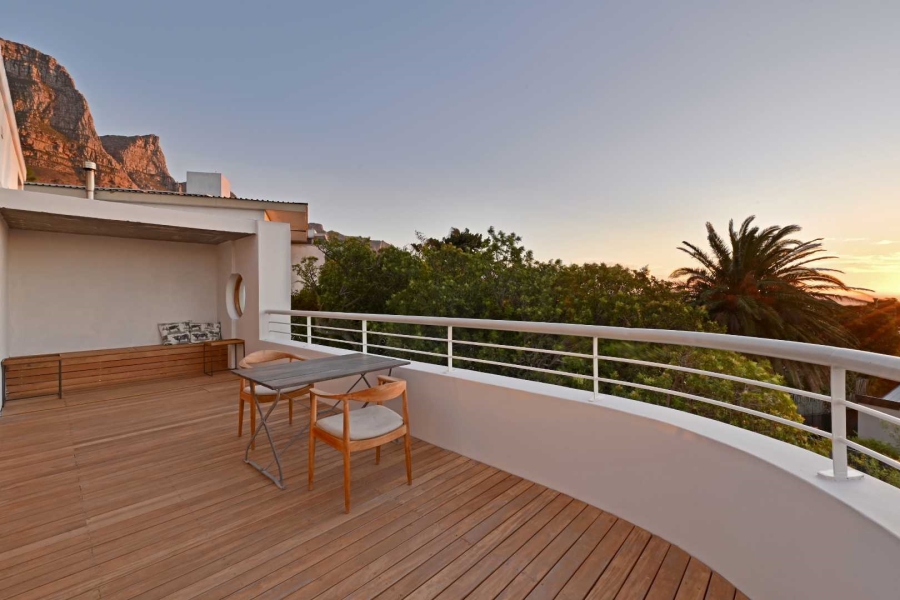 4 Bedroom Property for Sale in Camps Bay Western Cape